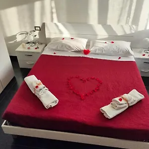 https://bb-etnas-tourist.taorminaitalyhotels.com